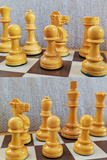Pièces d'échecs avec échiquier (très bon état) - Roi de 10 cm